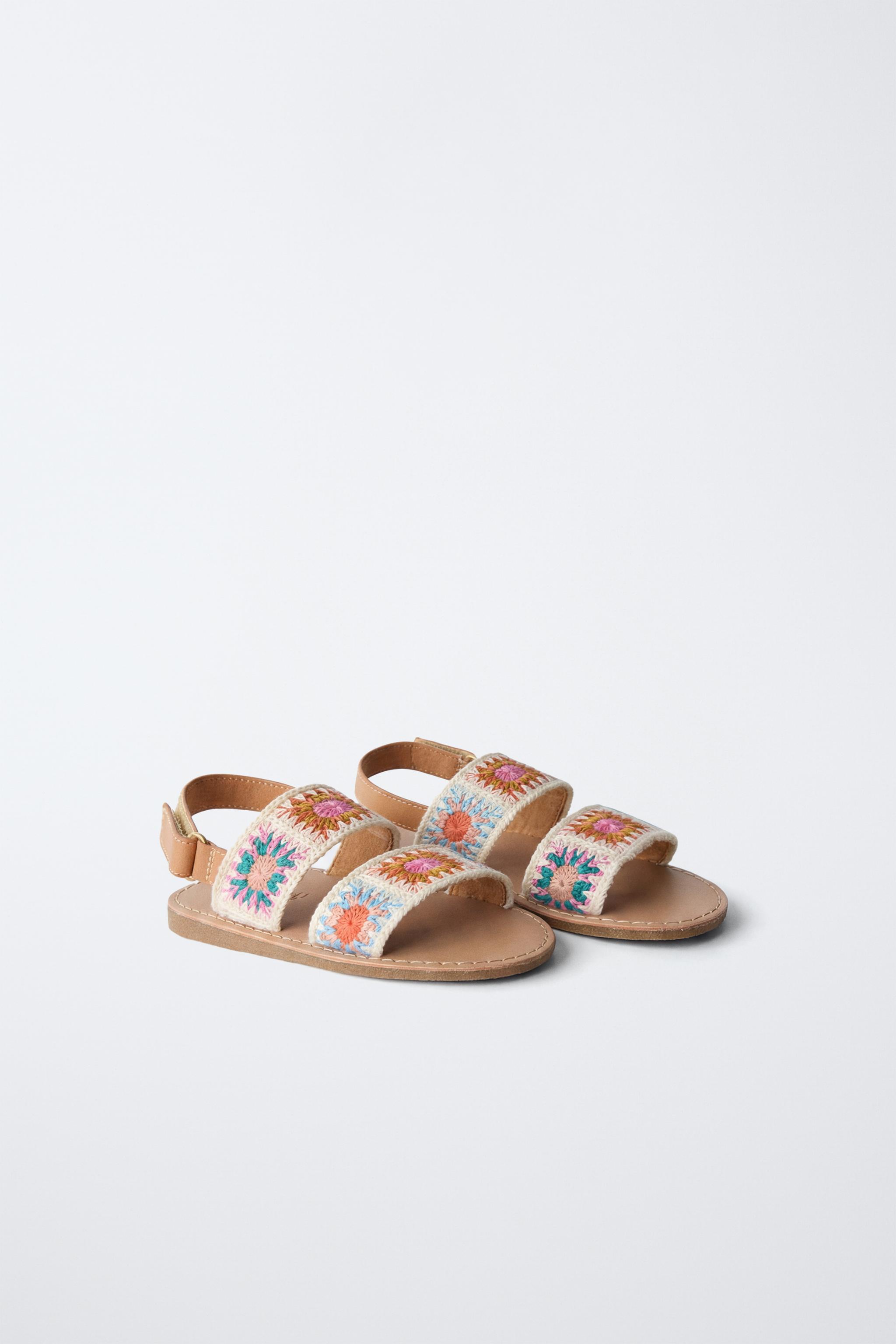 SANDALES EN CROCHET