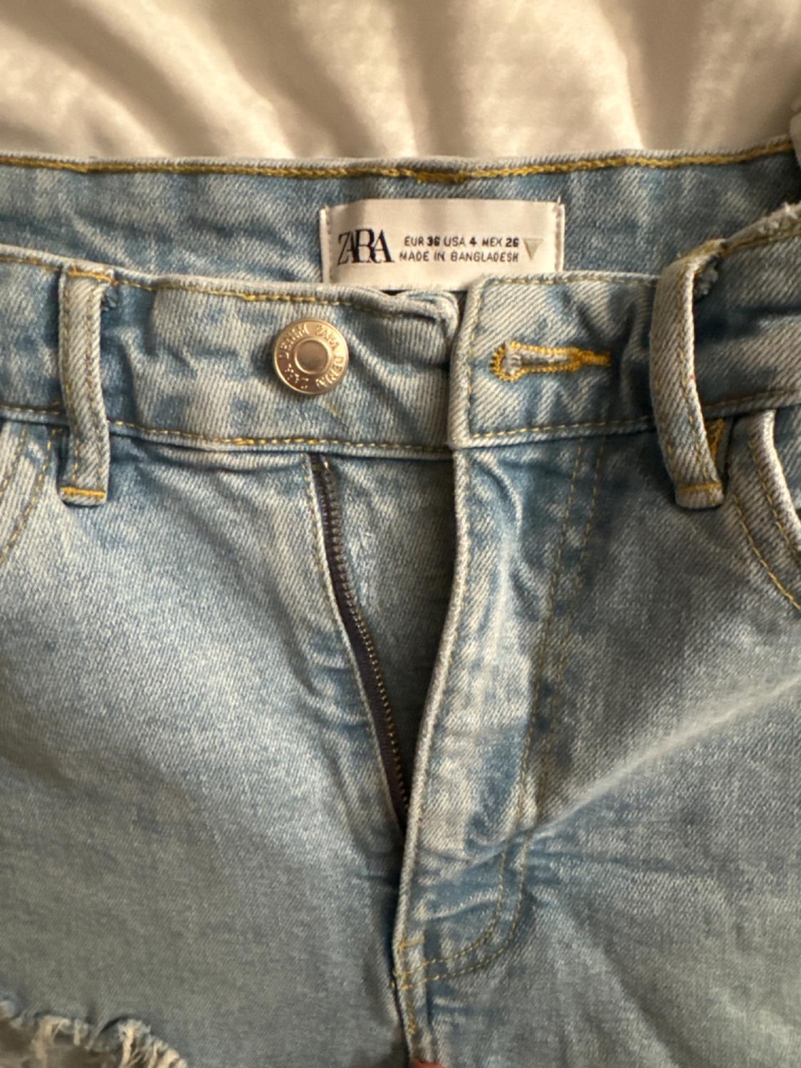SHORTS DENIM HI RISE - Image 3