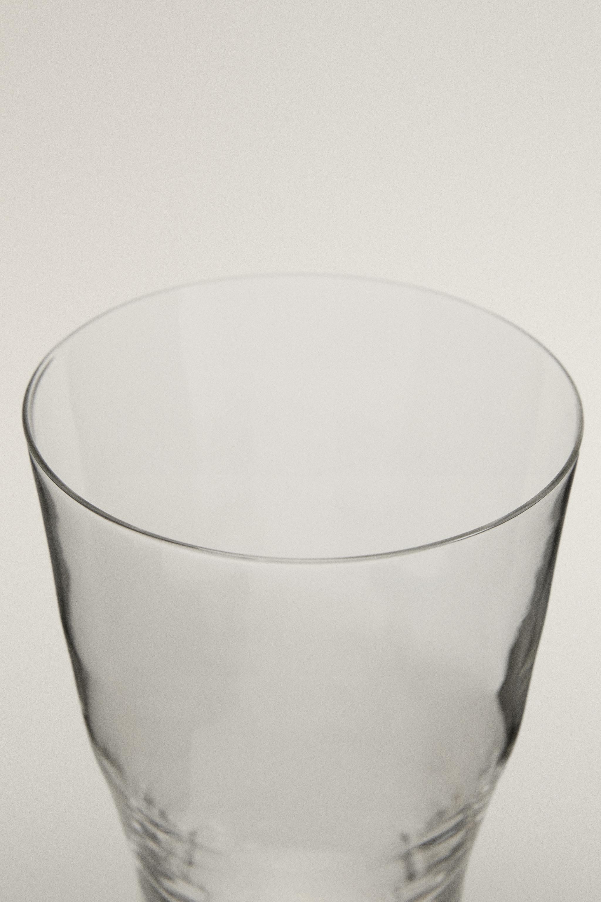 GLASS TUMBLER