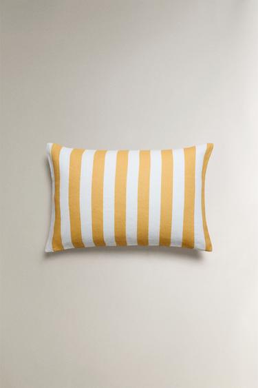 HOUSSE DE COUSSIN RAYURES LIN - rayures de Zara - Image 2