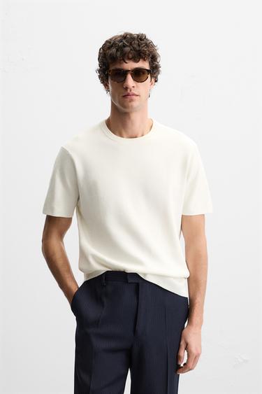 CAMISETA PUNTO RELAXED FIT - Crema de Zara