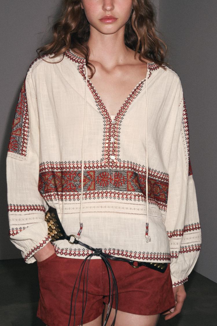 EMBROIDERED BLOUSE ZW COLLECTION