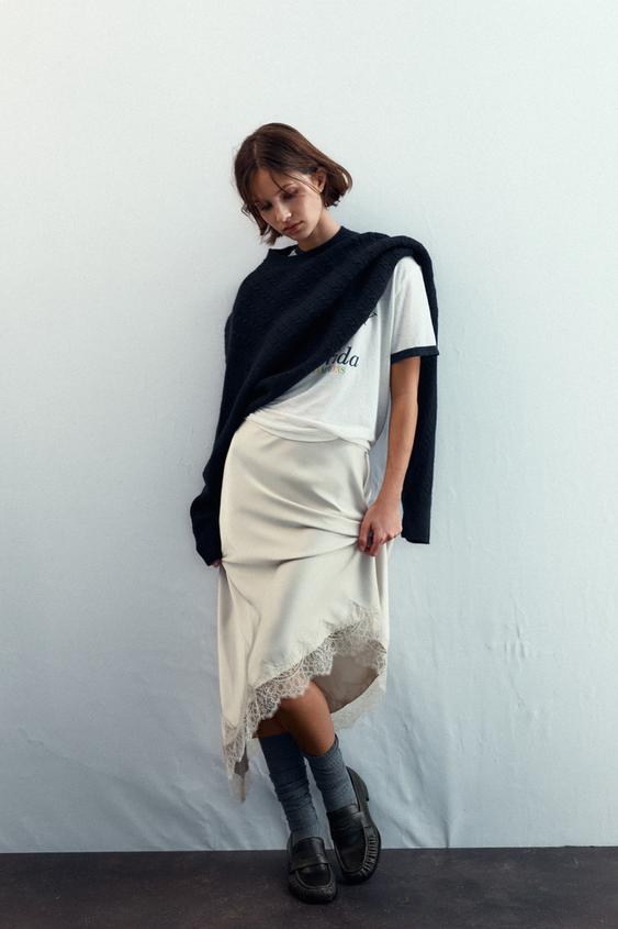 DISTRESSED LEATHER LOAFERS