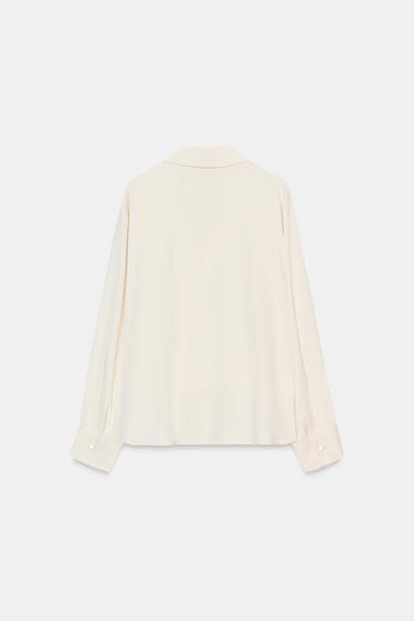 CHEMISE À PLIS ET BAS ASYMÉTRIQUE - Écru de Zara - Image 6