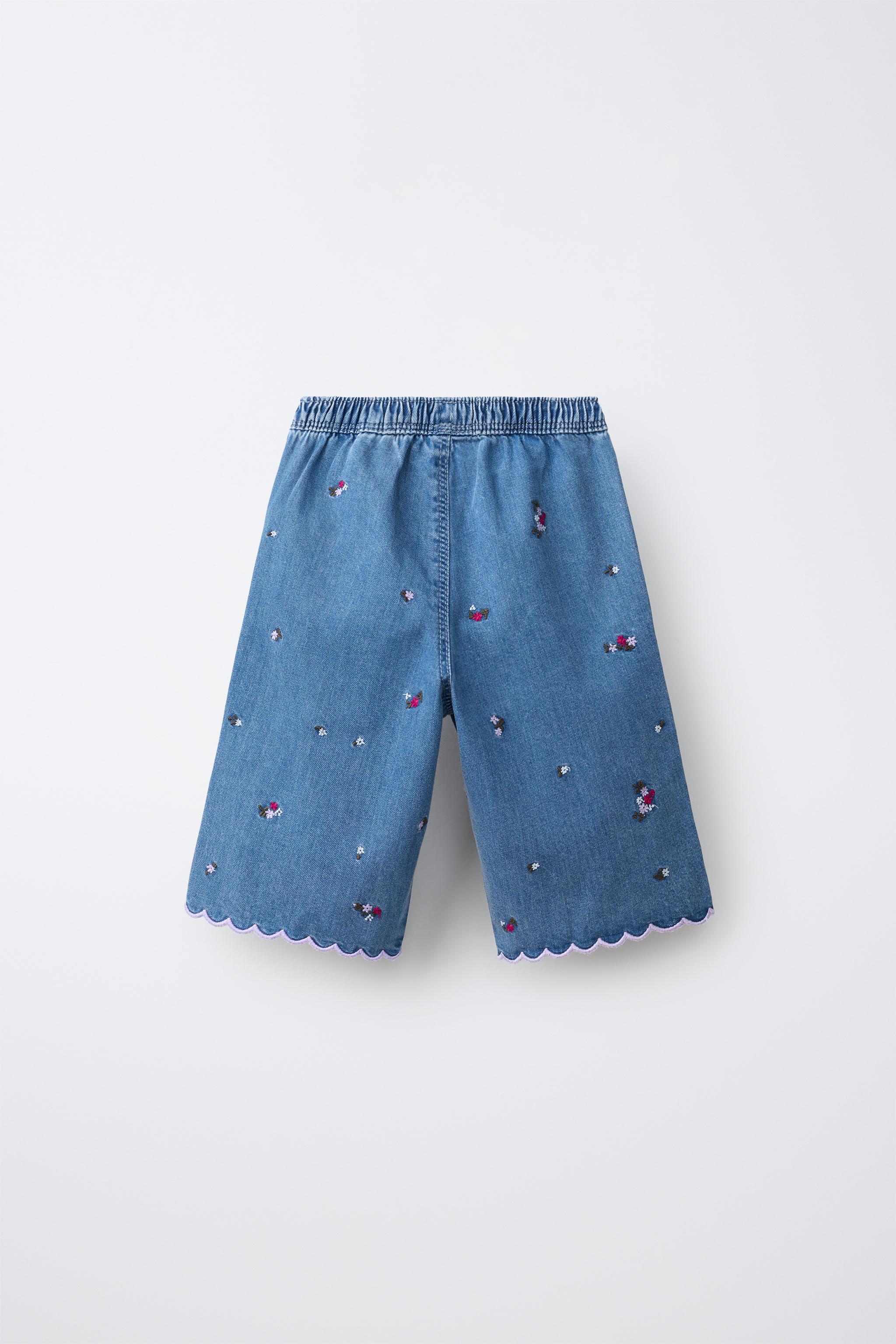 EMBROIDERED FLORAL DENIM PANTS — Blue