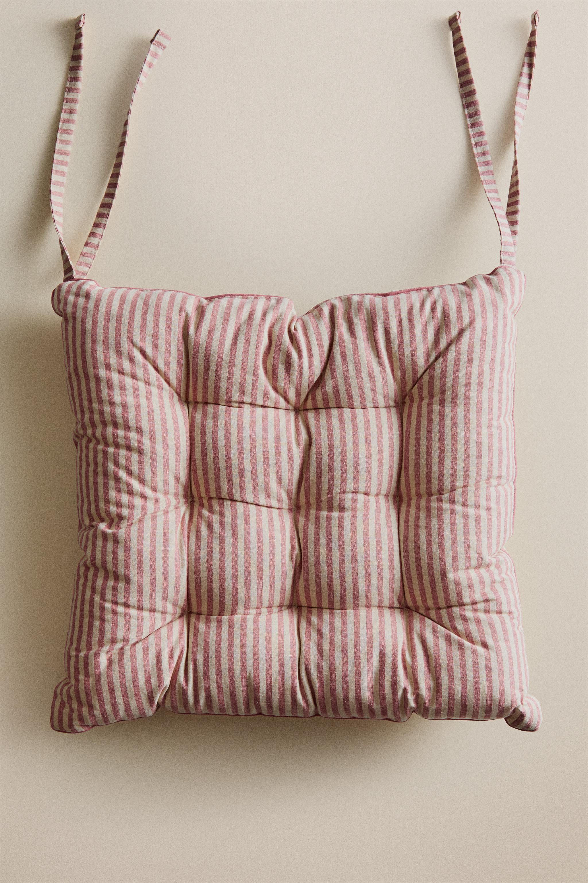 STRIPED SEAT CUSHION