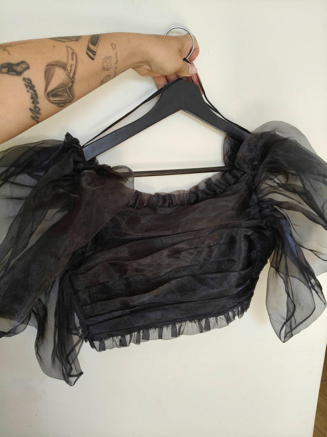 CROP TOP ABULLONADO DRAPEADO - Image 3