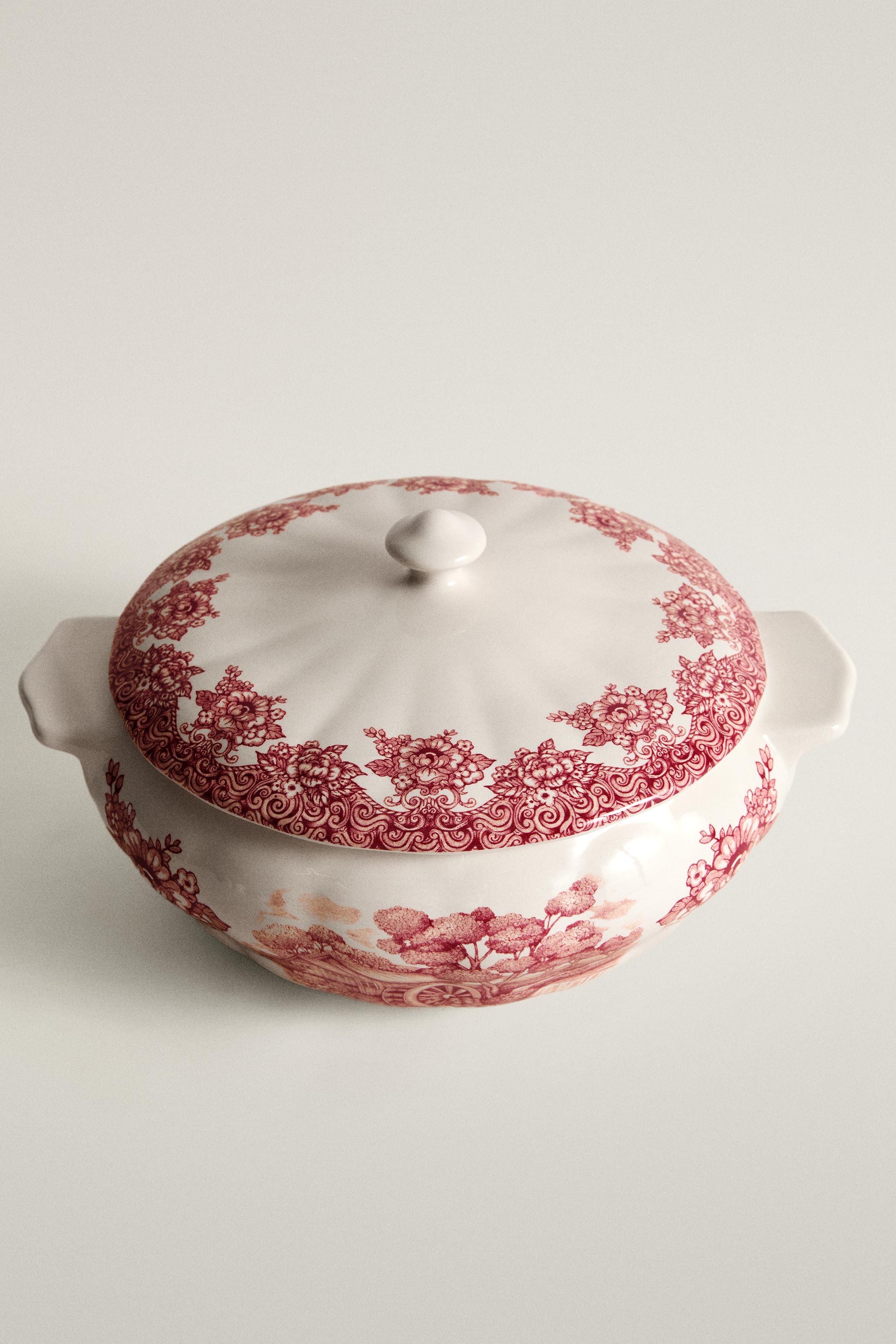 FLORAL AND LANDSCAPE EARTHENWARE TUREEN