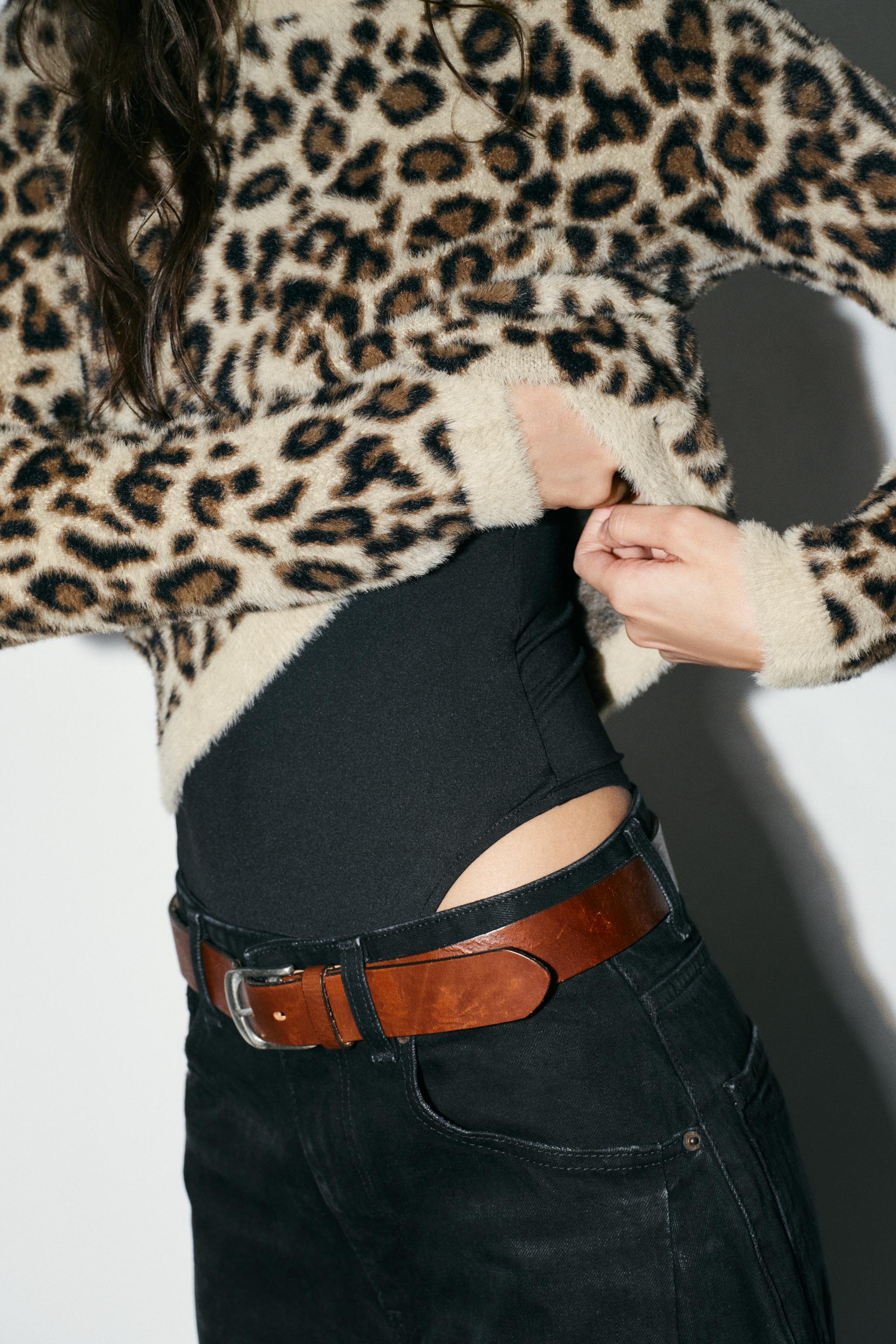 PULL EN MAILLE EFFET FOURRURE À IMPRIMÉ ANIMALIER