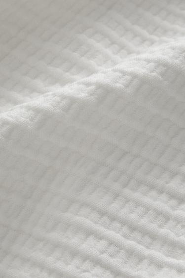 Zara TEXTURED MUSLIN BEDSPREAD - White
