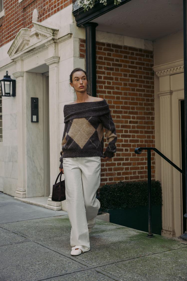 ARGYLE OFF-THE-SHOULDER KNIT SWEATER