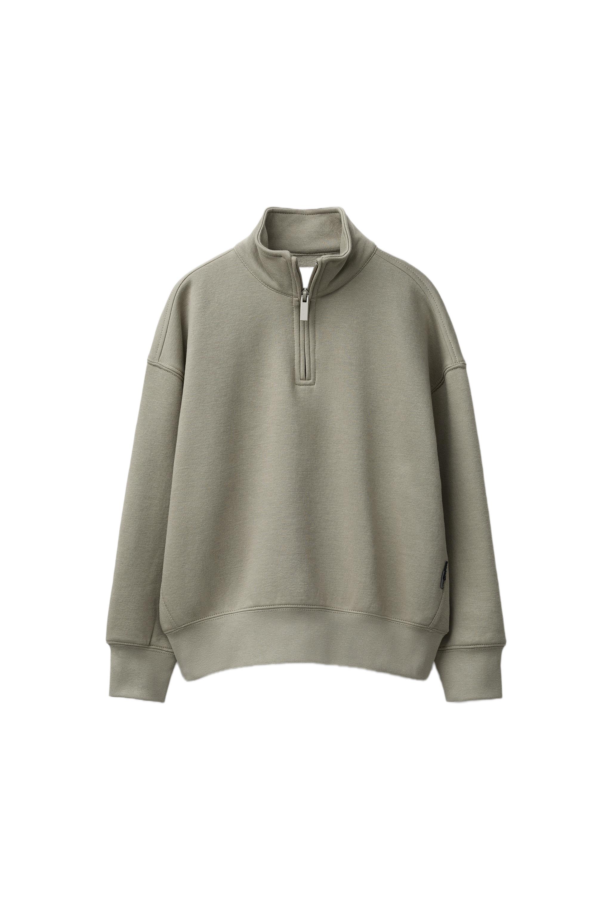 ら BASIC LABEL SWEATSHIRT - Olive green | ZARA Canada
