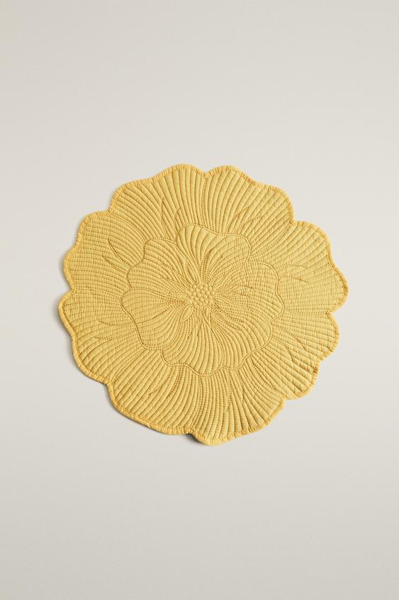 QUILTED FLORAL PLACEMAT - Yellow by Zara - Image 0