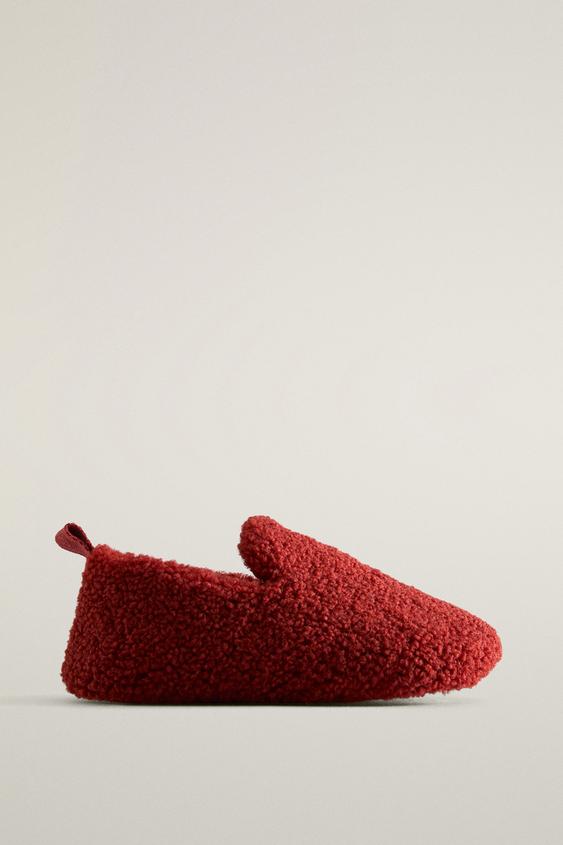CHAUSSONS ENFANT EFFET MOUTONNÉ - Rouge de Zara - Image 0