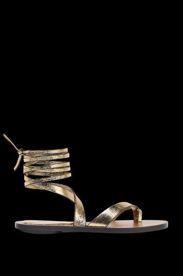 SANDALE IN METALLOPTIK - Goldfarben von Zara - Bild 0
