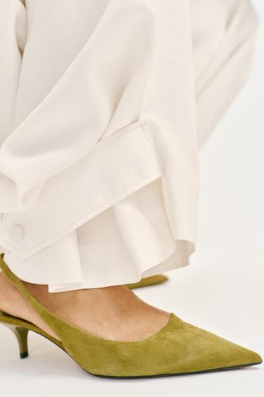 CHAUSSURES OUVERTES À L'ARRIÈRE KITTEN HEEL EN DAIM - Vert de Zara - Image 2