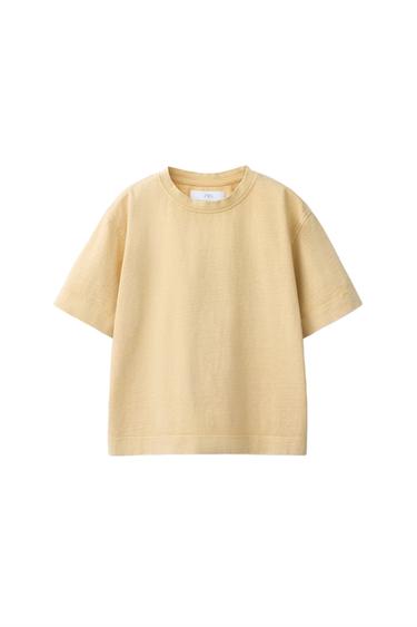 تيشرت بمظهر مغسول HEAVY WEIGHT - خام وسط الخاص بـ Zara