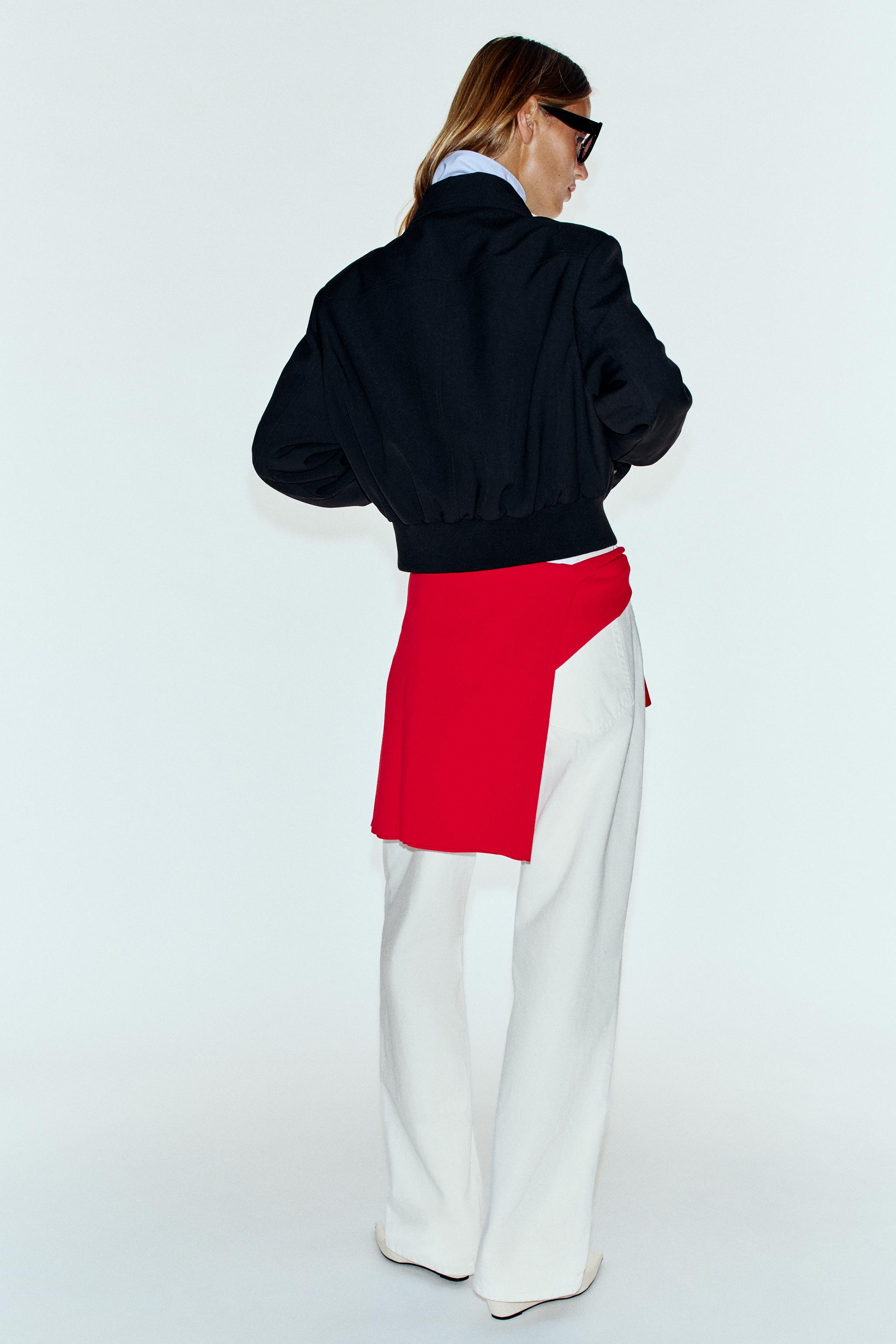 CROPPED JACKET WITH SHOULDER PADS