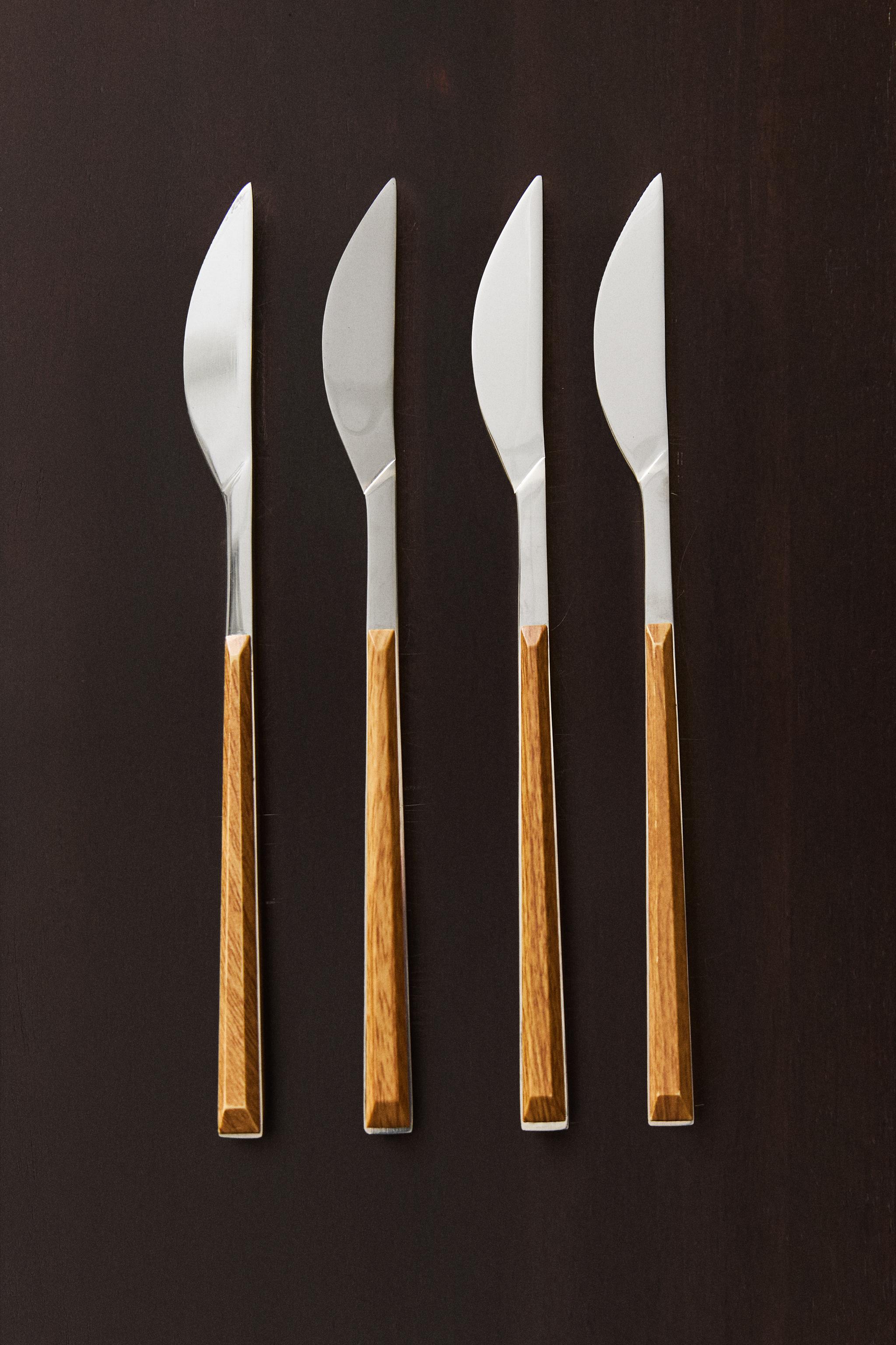 WOOD-EFFECT HANDLE KNIVES (PACK OF 4) — Brown