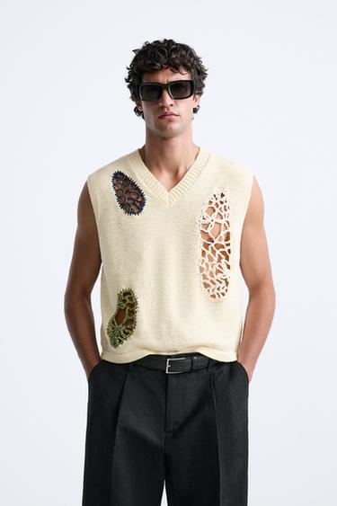 COLETE EM JACQUARD E CROCHÊ - Cru da Zara