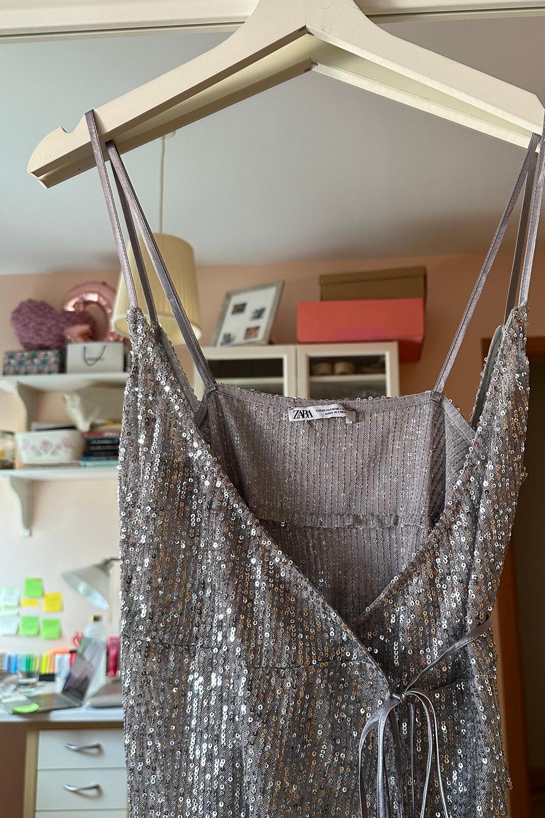 SEQUINNED WRAP TOP