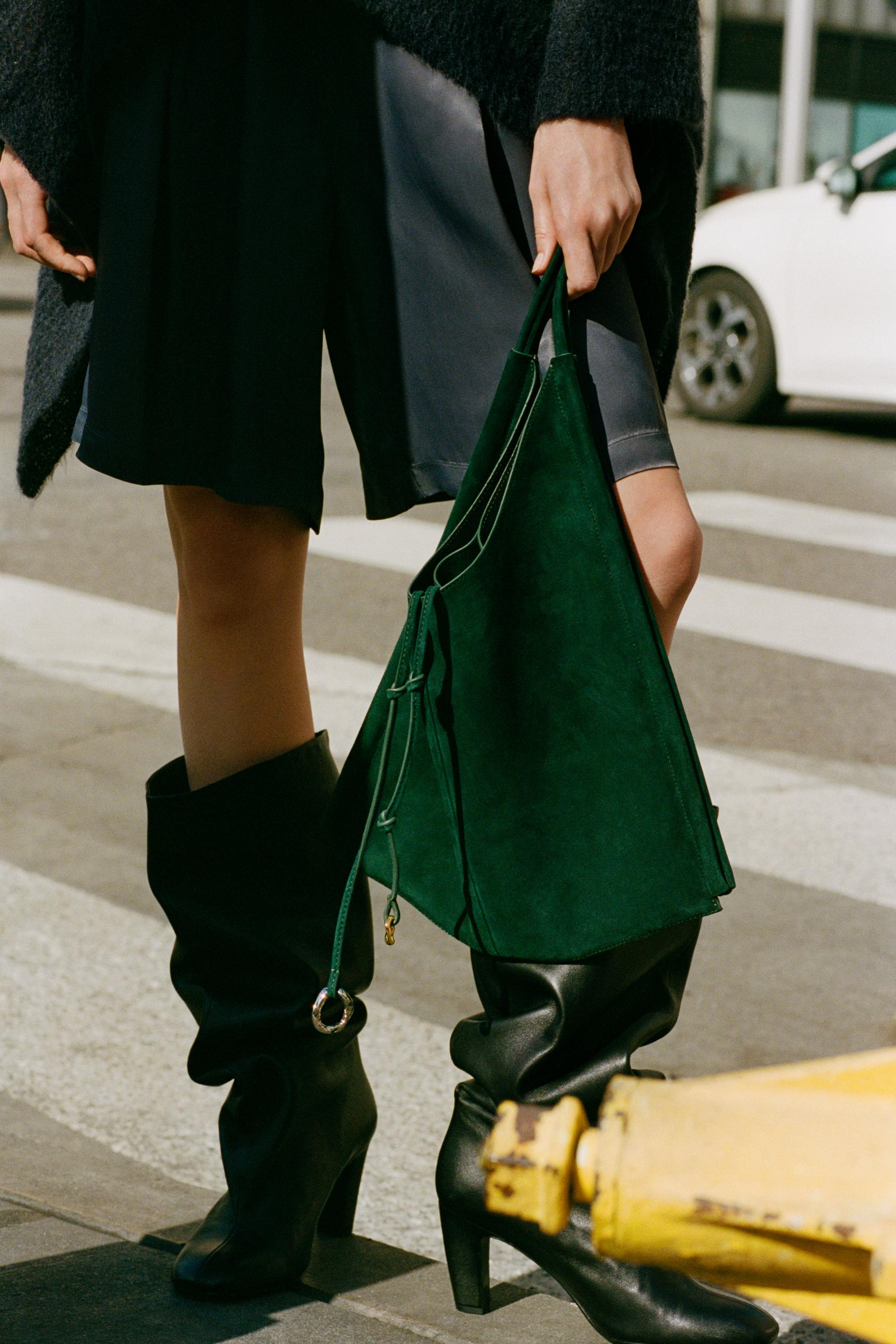 FLAT LEATHER SHOPPER BAG Green ZARA United Kingdom