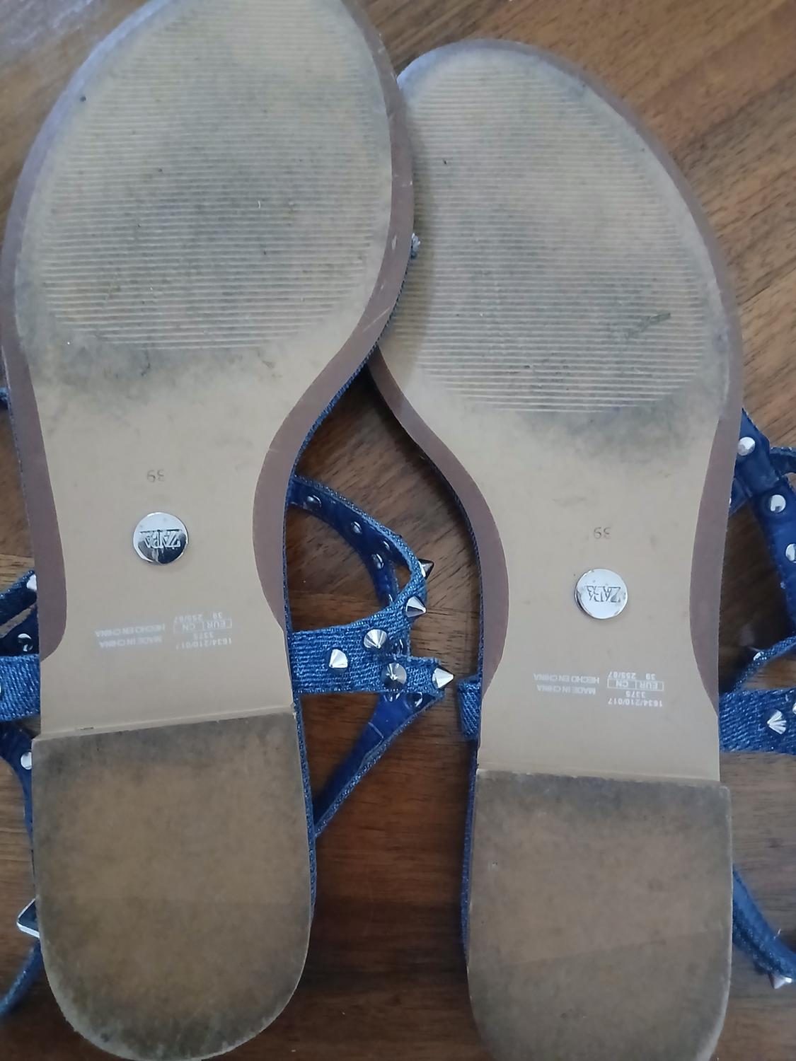 STUDDED SANDALS - Image 3