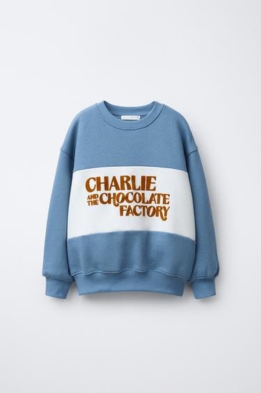 SUDADERA ESTAMPADA CHARLIE AND THE CHOCOLATE FACTORY ROALD DAHL © - rayas de Zara - Imagen 0