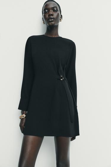 VESTIDO MINI HEBILLA METÁLICA - Negro de Zara