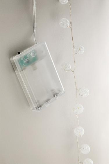 LIGHT-UP BALLS CHRISTMAS GARLAND - White by Zara - Image 4