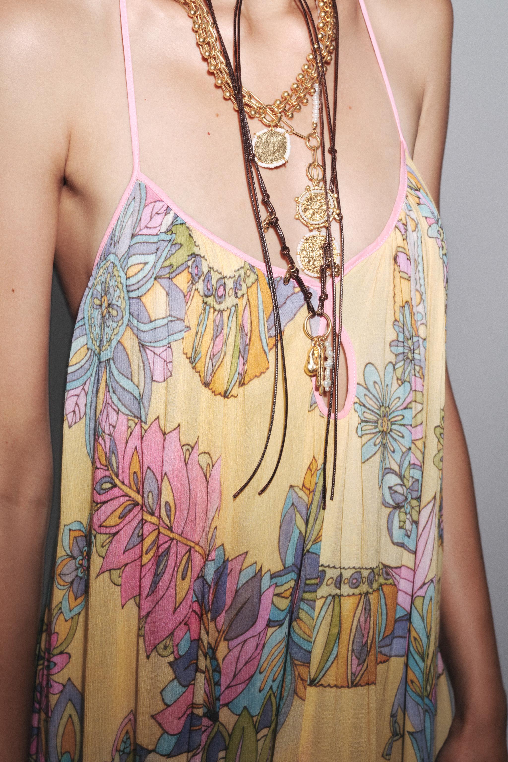 3-PACK OF PEARL MEDALLION NECKLACES - Golden | ZARA United