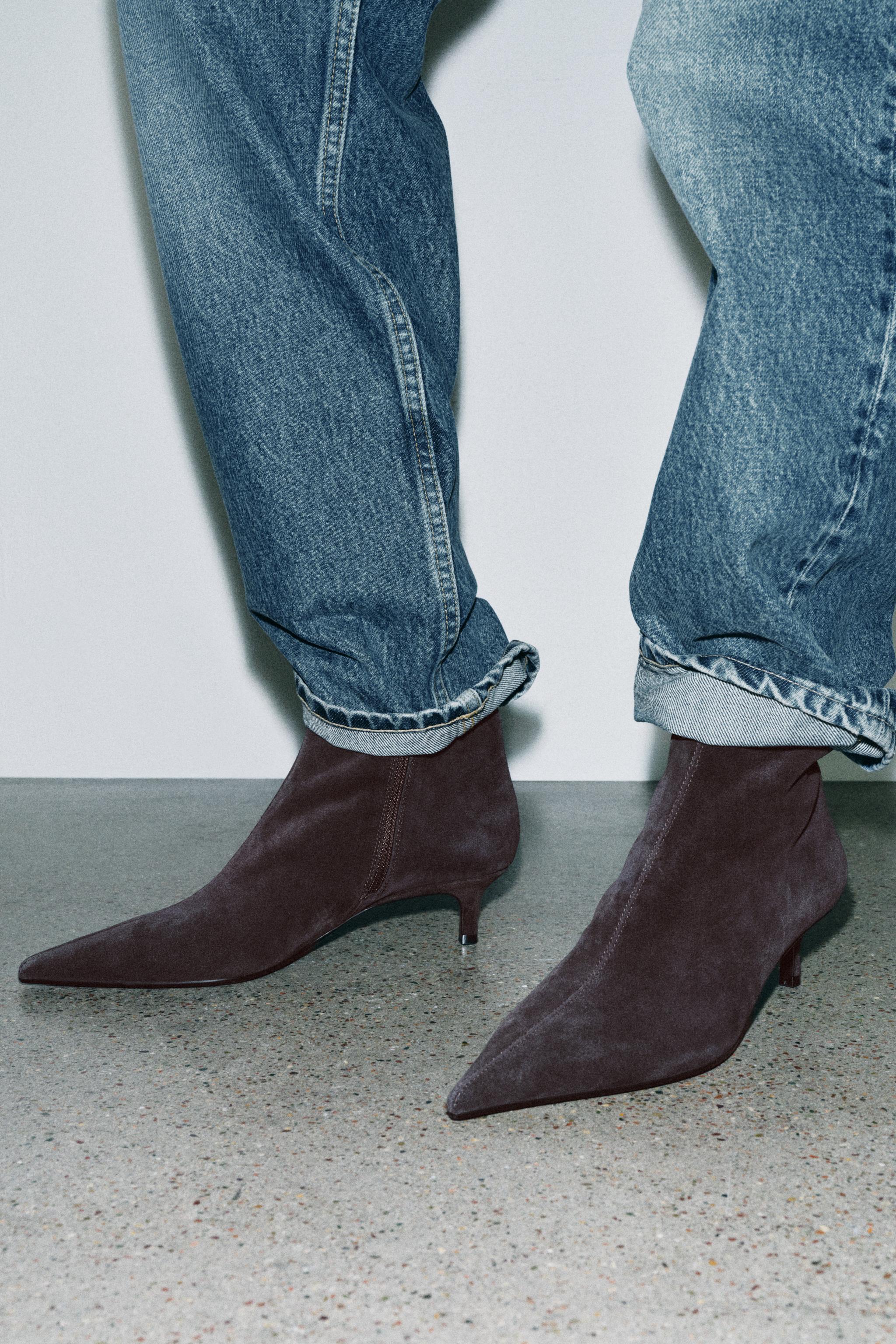 BOTTINES KITTEN EN DAIM