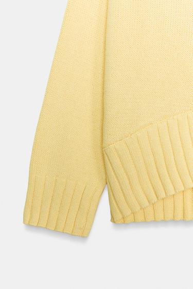 PULL EN MAILLE À BAS ASYMÉTRIQUE - Jaune de Zara - Image 5