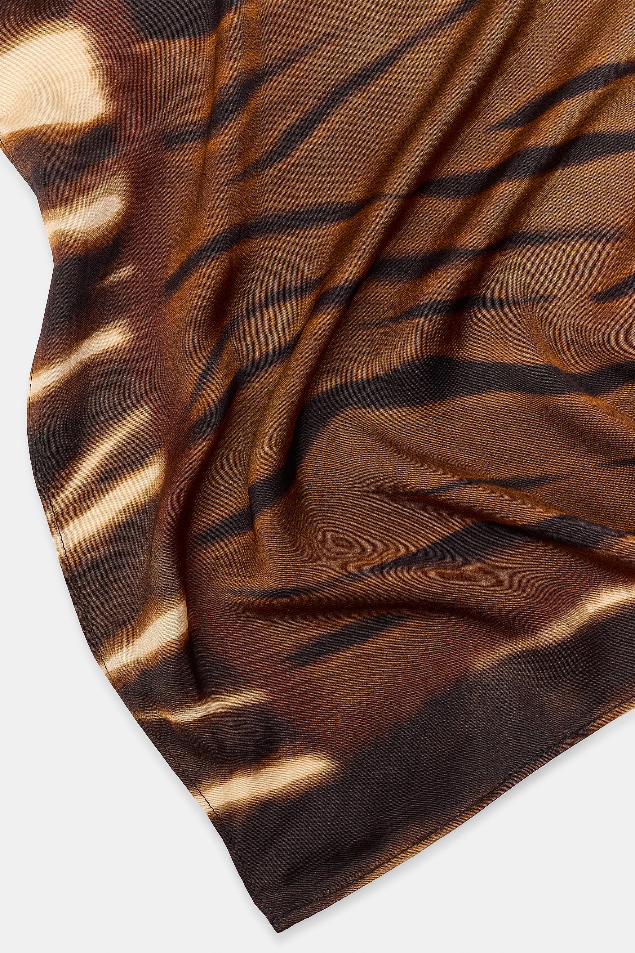 Женские аксессуары Zara 100% VISCOSE ANIMAL PRINT SCARF — фото 5
