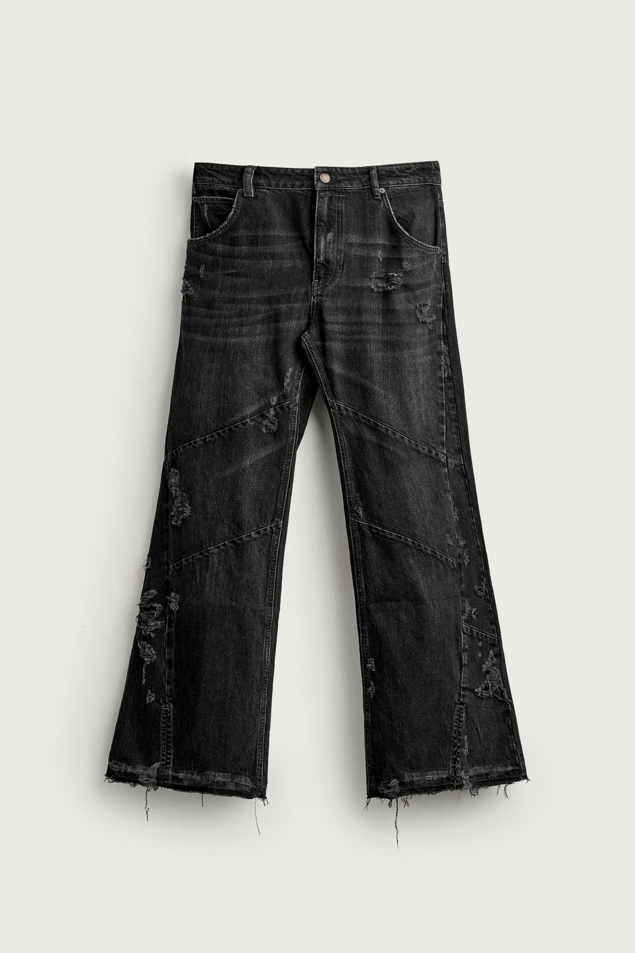 STITCHED FLARE FIT JEANS — Black