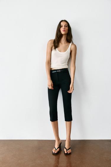 PANTALÓN CAPRI CINTURÓN - Negro de Zara