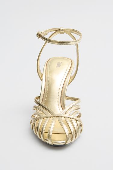 CANGREJERA TACÓN EFECTO METALIZADO - Oro de Zara
