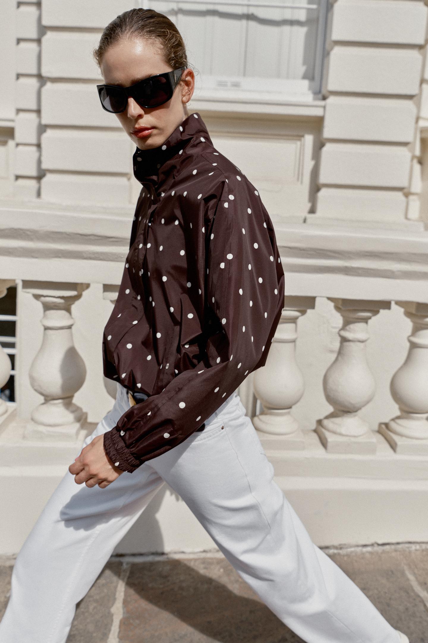 Женская куртка Zara Polka Dot Bomber, цвет: Шоколадный коричневый — фото 4