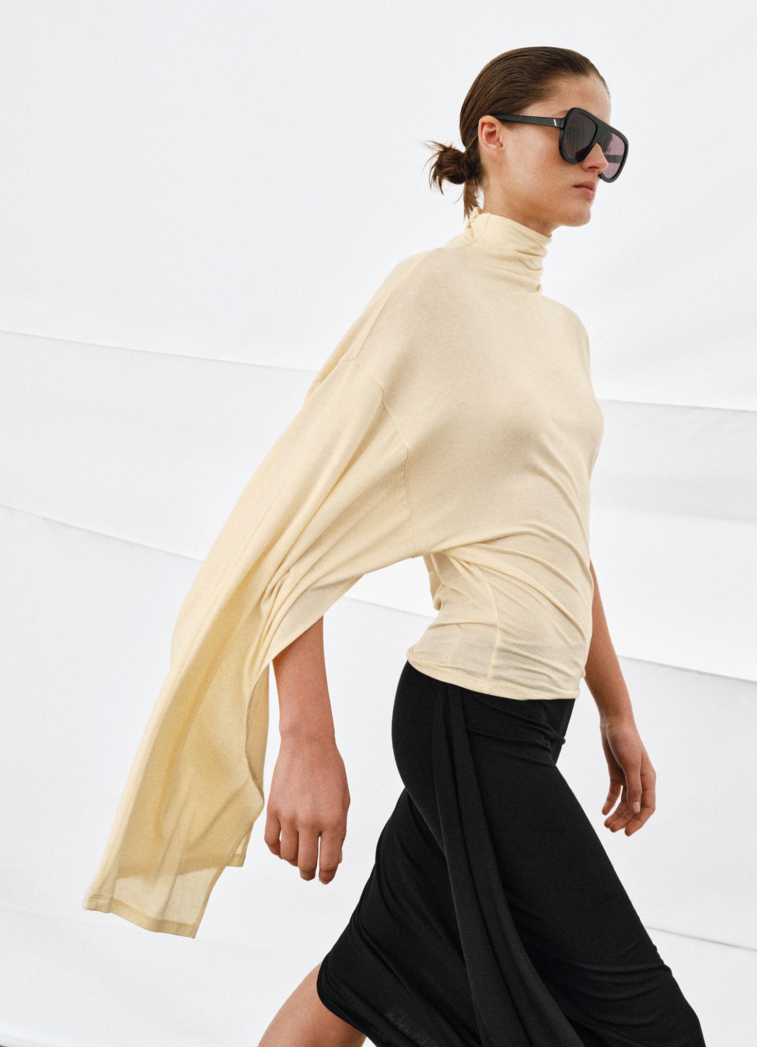 TOP FLUIDE ASYMÉTRIQUE