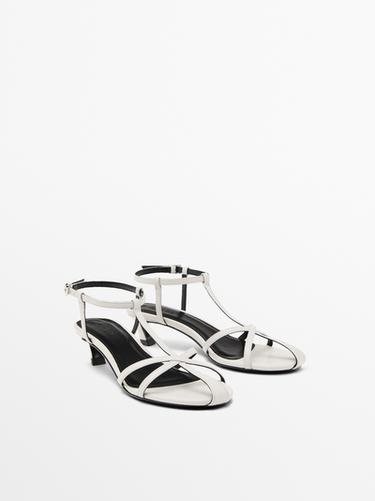Sandalia tacón tiras piel - Blanco de Zara