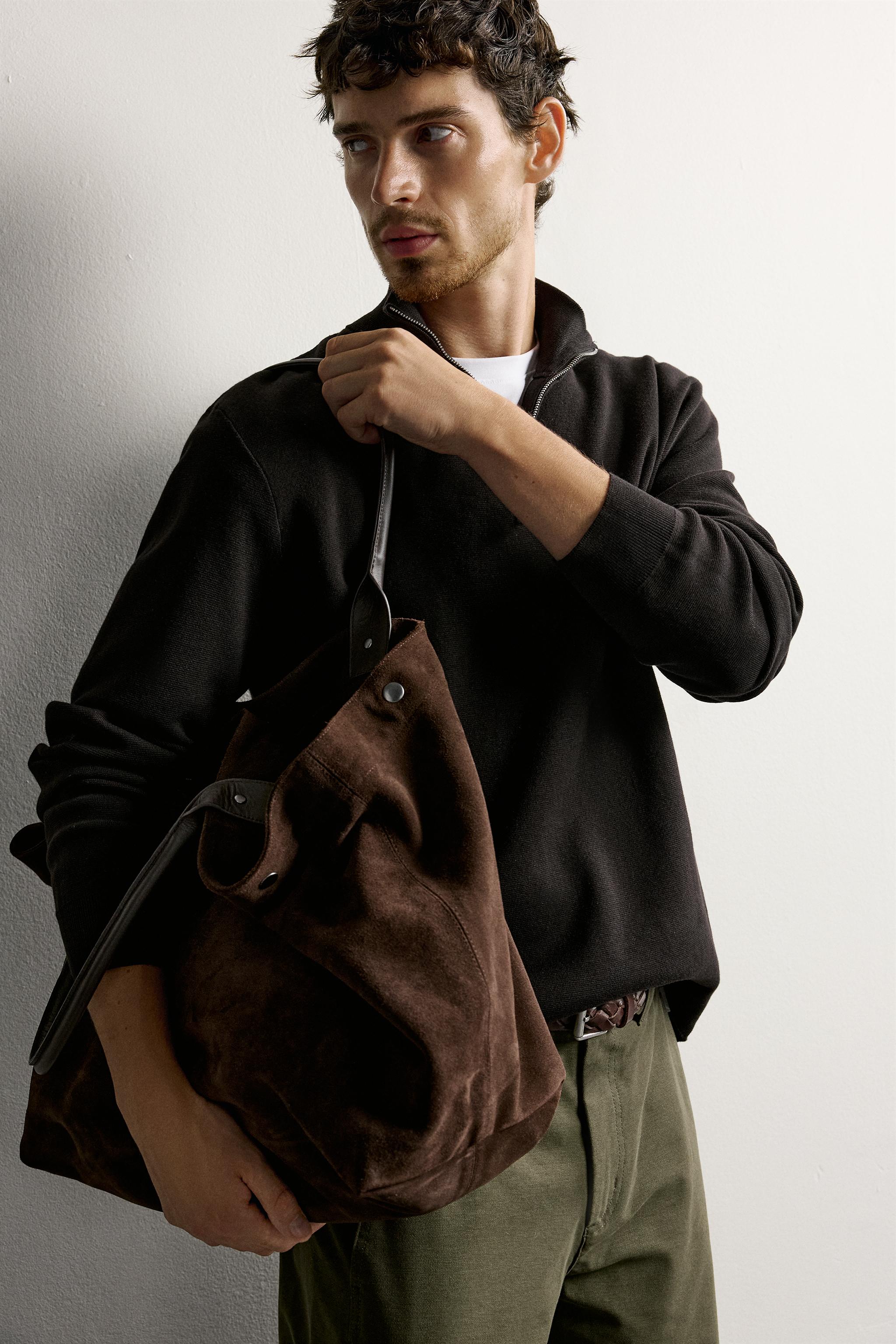 REGULAR FIT QUARTER-ZIP SWEATER
