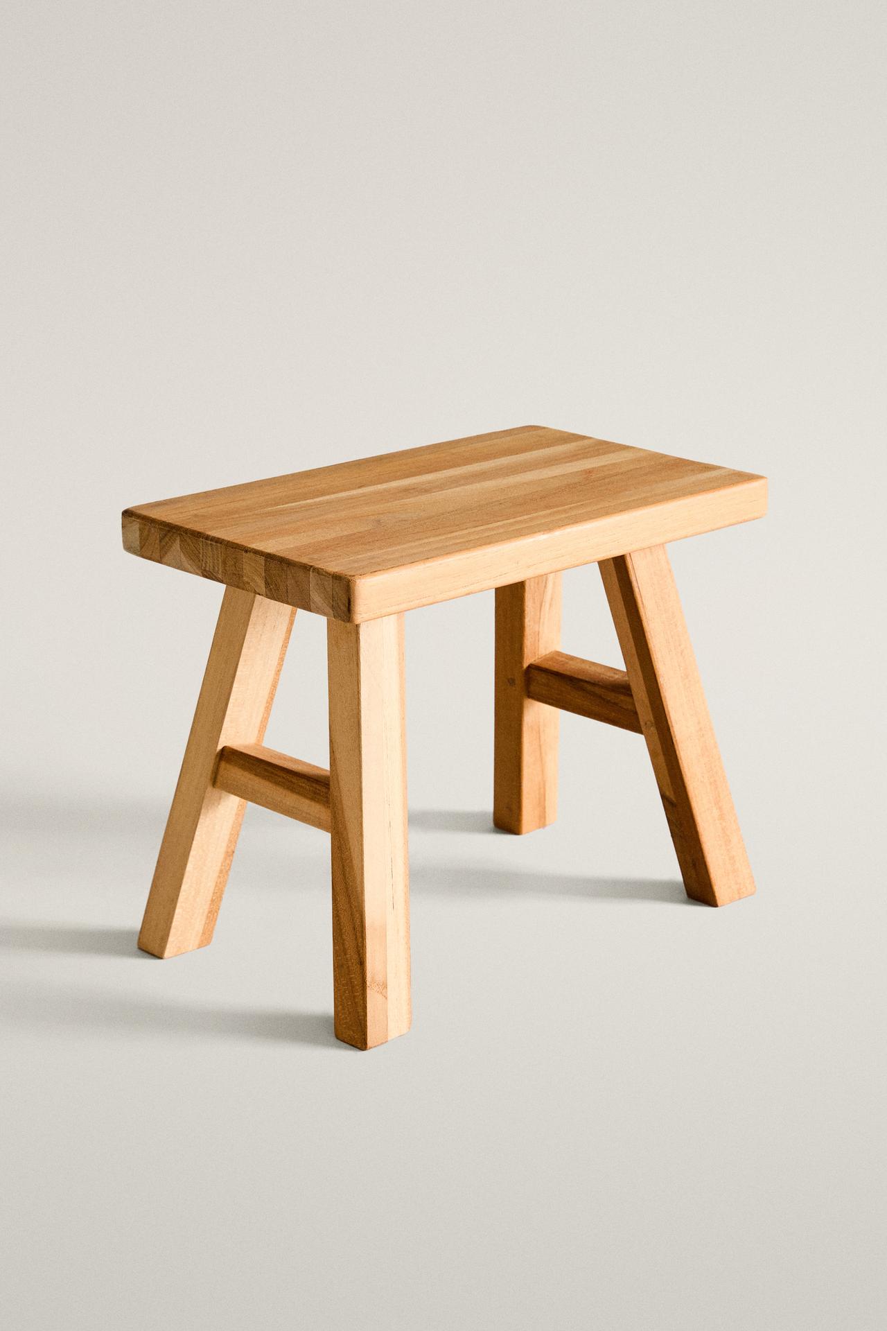 SMALL WOODEN STOOL — Multicolored