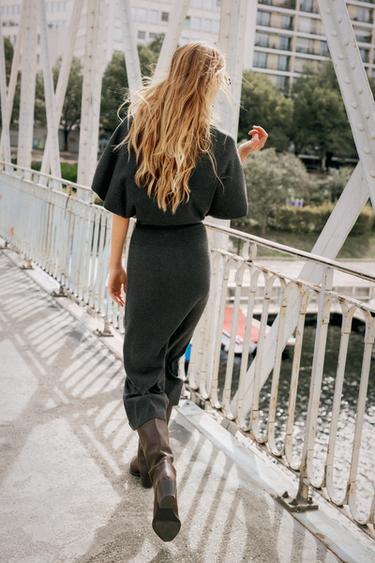 ROBE MIDI EN MAILLE AVEC CEINTURE - Gris foncé de Zara - Image 2