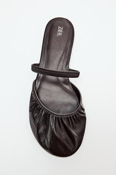 BALLARINES DE PELL SENSE TALONERA - Marró de Zara