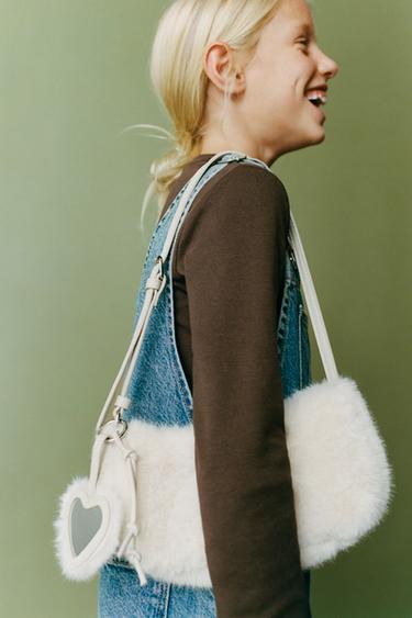 Zara FAUX FUR SHOULDER BAG WITH CHARM - Off White