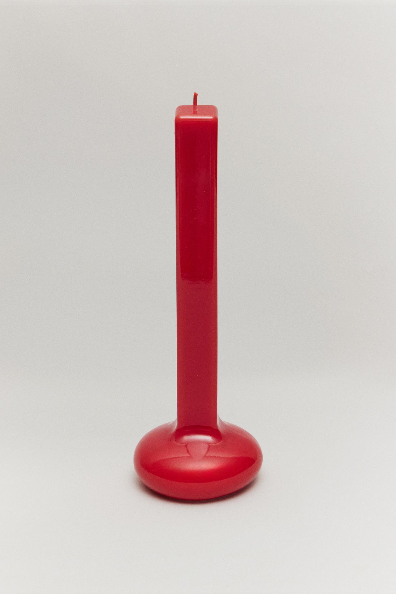 THE CHANTS CANDLE — Red