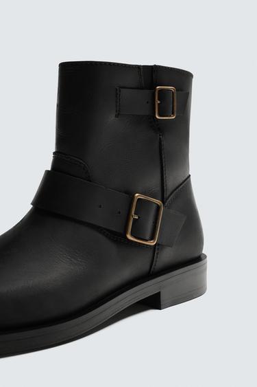 BOTTES EN CUIR À BOUCLES - Noir de Zara - Image 2