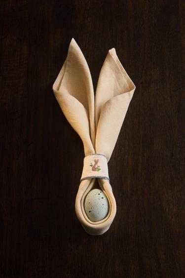 LOT DE RONDS DE SERVIETTE BRODERIE PÂQUES (LOT DE 4) - Écru de Zara