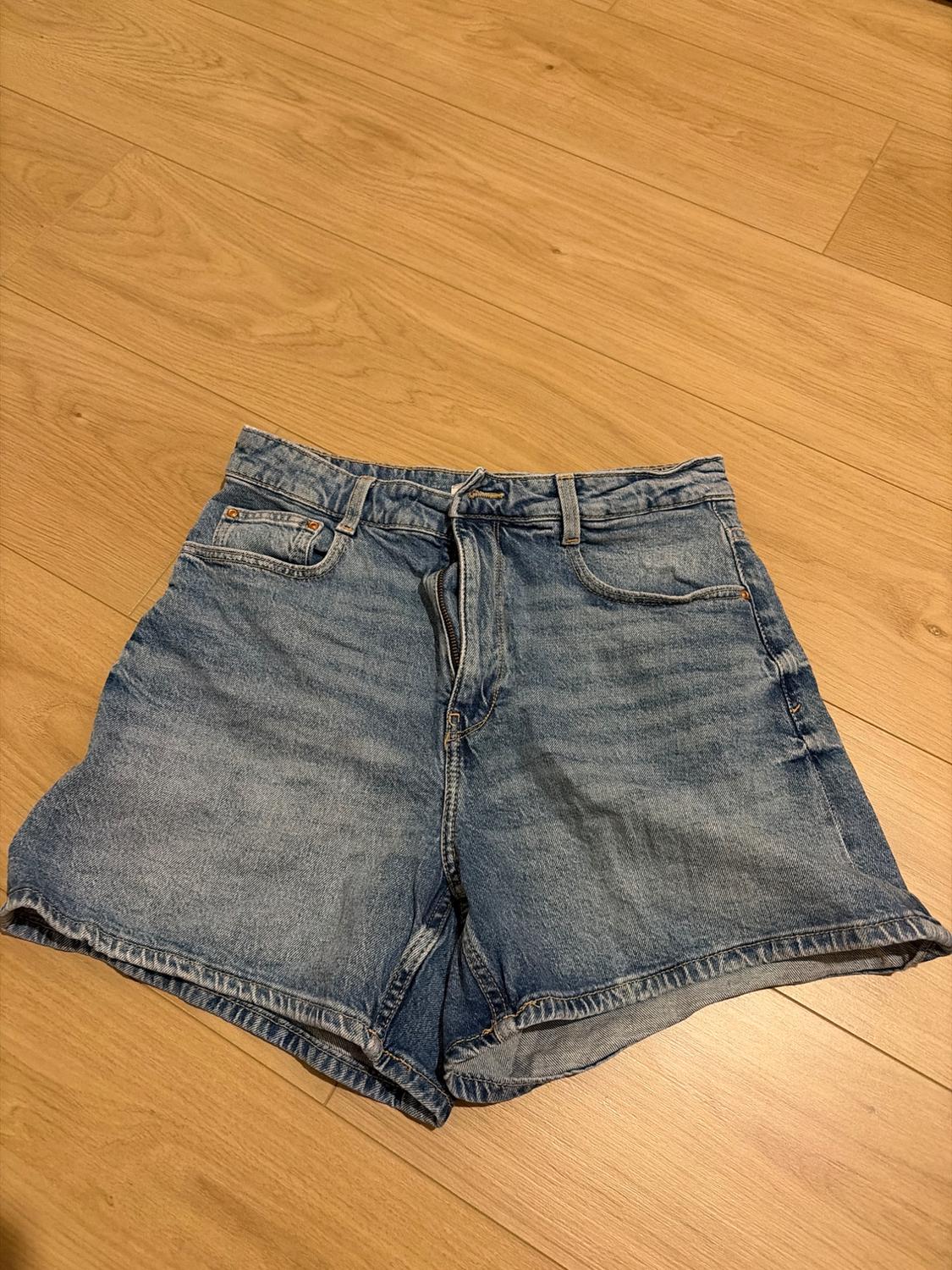Z1975 MOM-FIT HIGH-WAIST SHORTS - Image 3