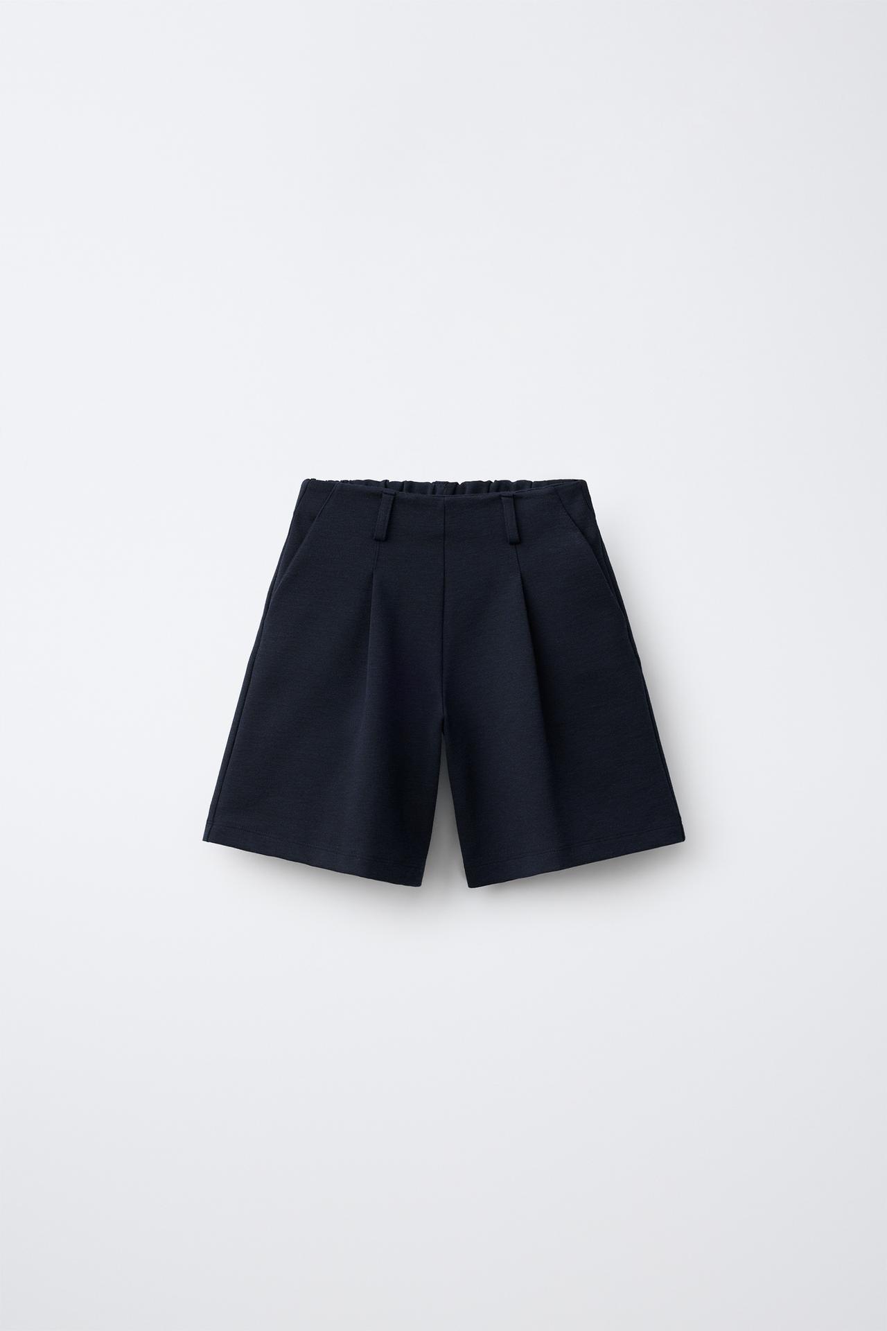 LONG PLEATED SHORTS — Navy blue